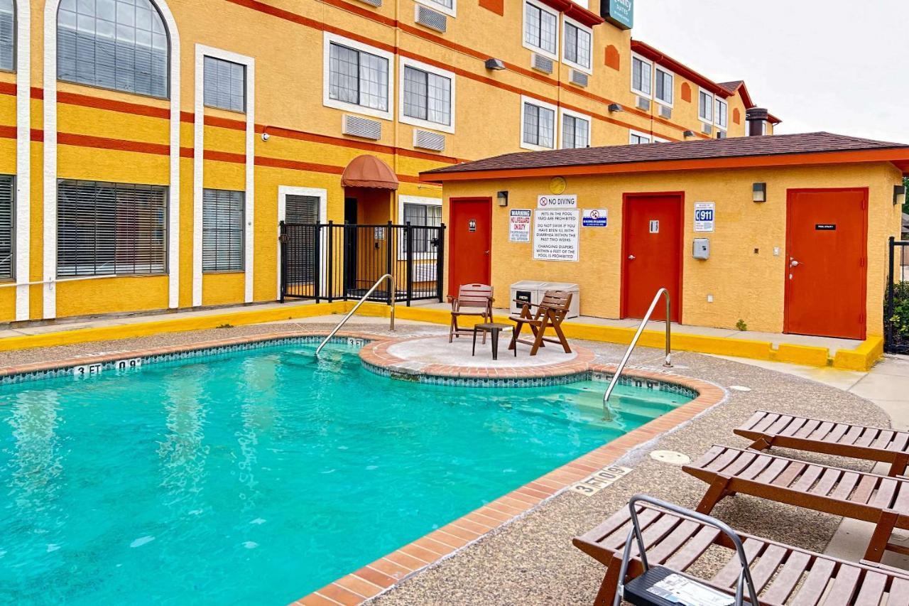 Quality Suites San Antonio Zewnętrze zdjęcie